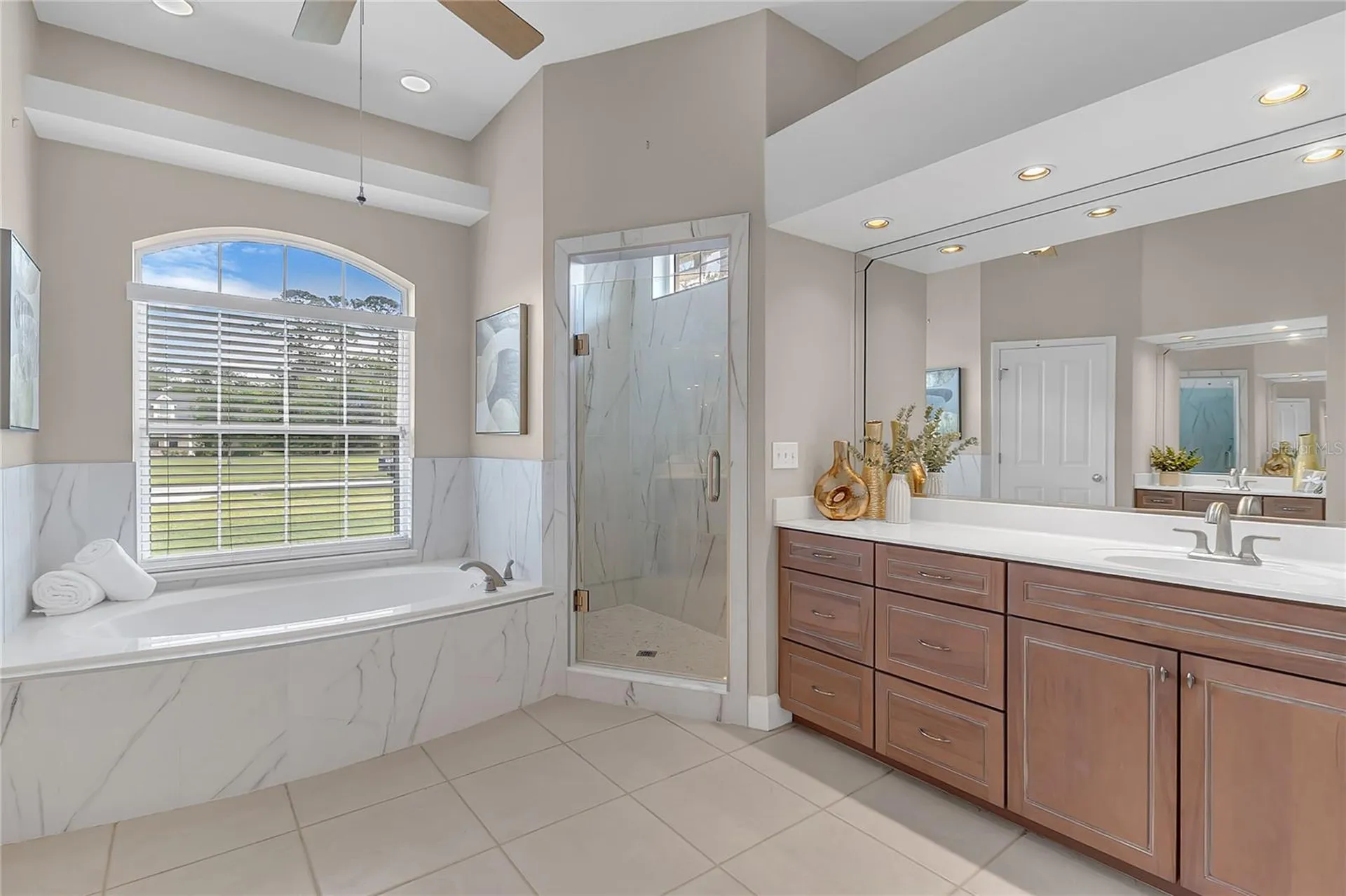 5675 Bob White Trail Mims FL 32754