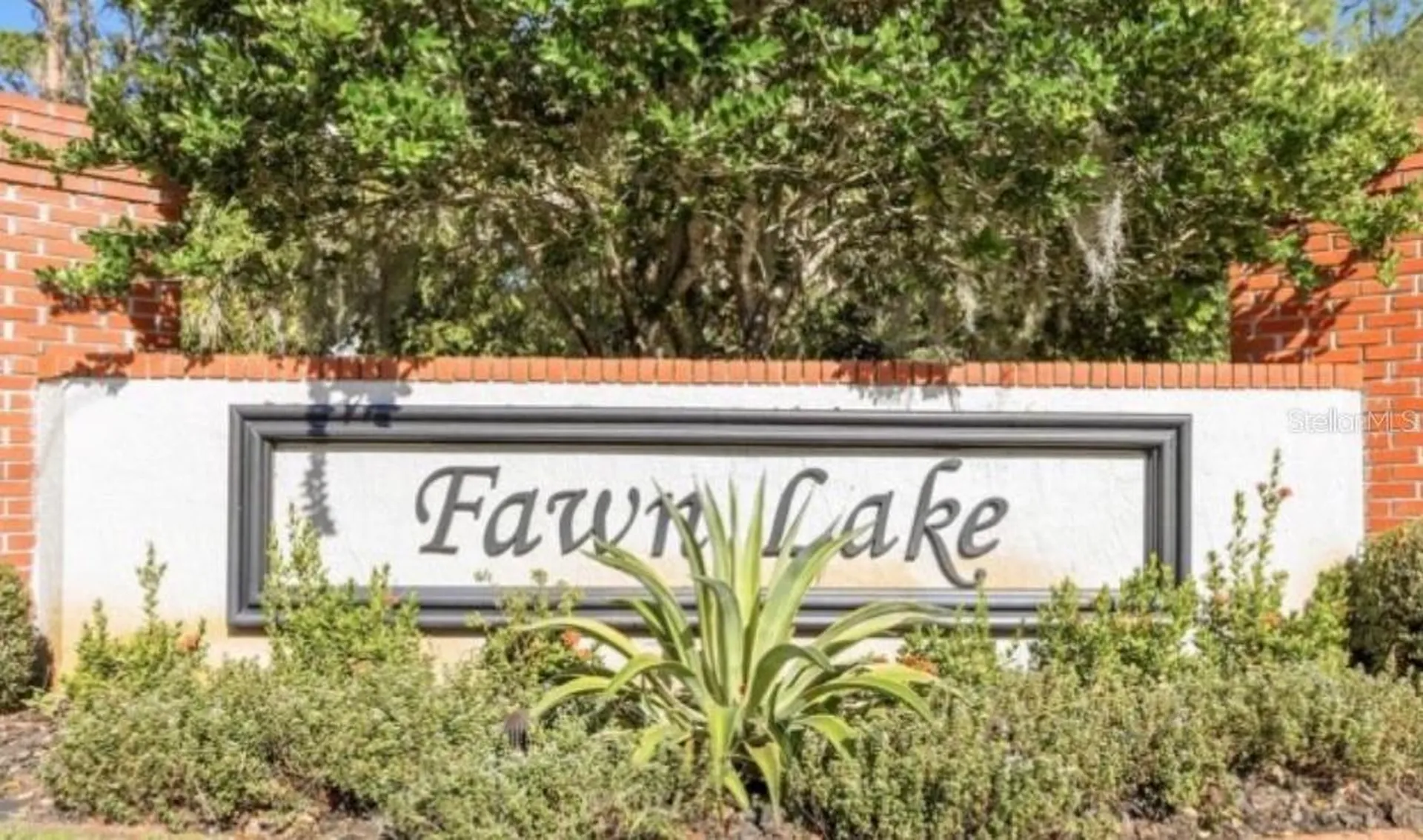5675 Bob White Trail Mims FL 32754