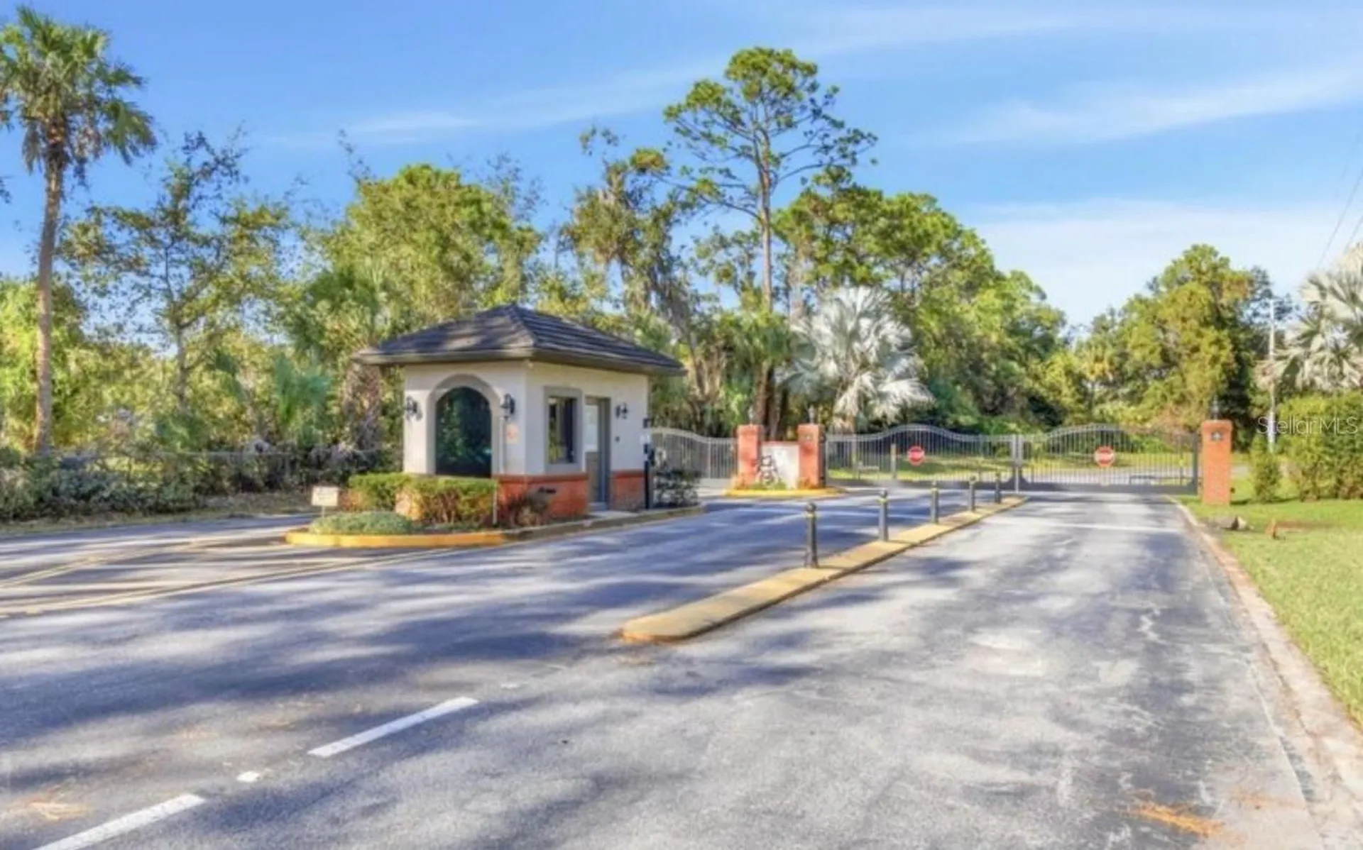 5675 Bob White Trail Mims FL 32754
