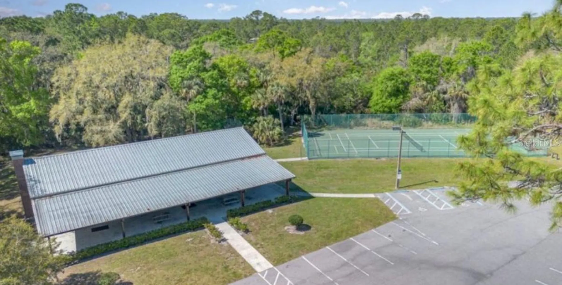 5675 Bob White Trail Mims FL 32754