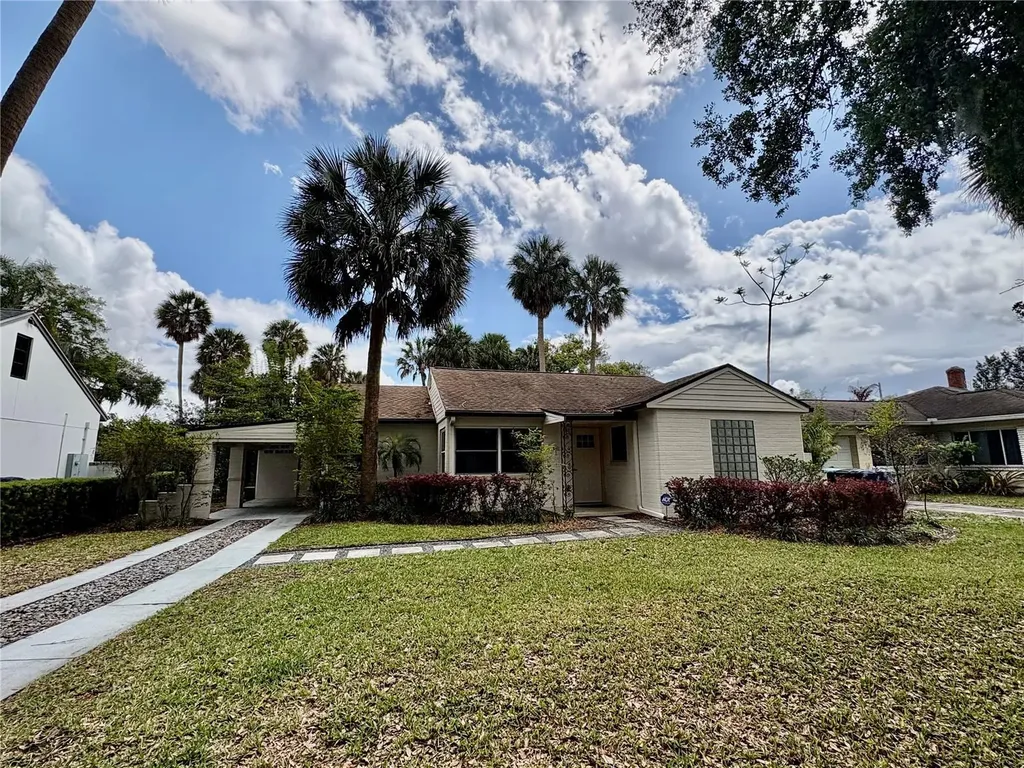 438 Lakeview Avenue Winter Park FL 32789