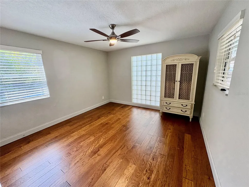 438 Lakeview Avenue Winter Park FL 32789