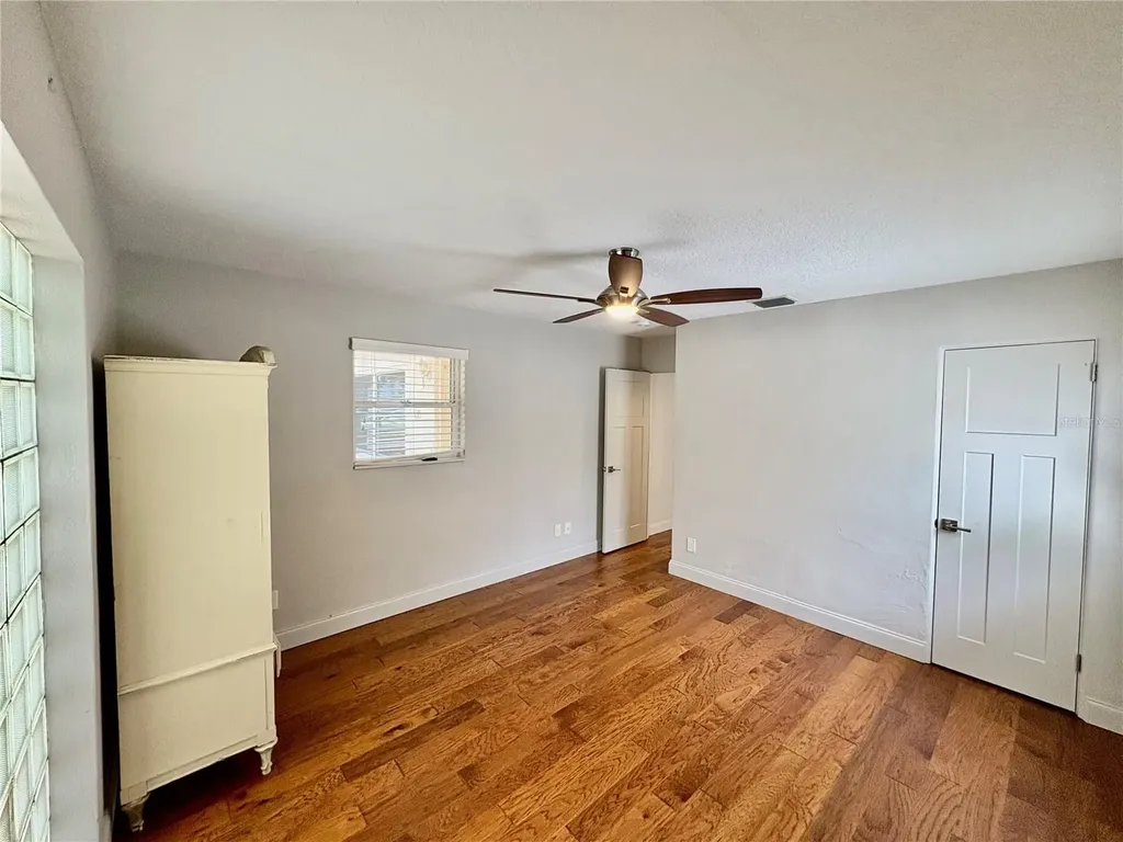 438 Lakeview Avenue Winter Park FL 32789