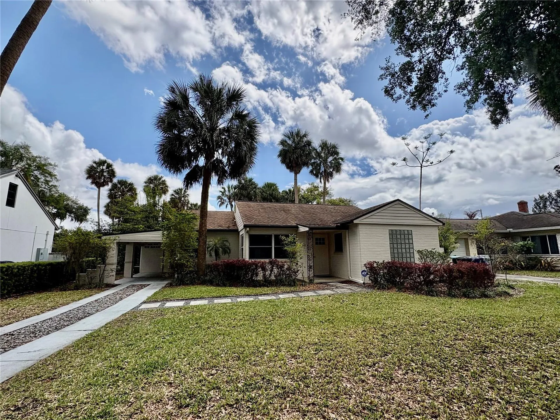 438 Lakeview Avenue Winter Park FL 32789