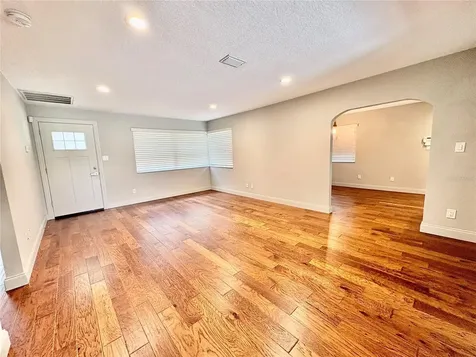 438 Lakeview Avenue Winter Park FL 32789