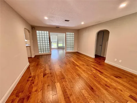 438 Lakeview Avenue Winter Park FL 32789