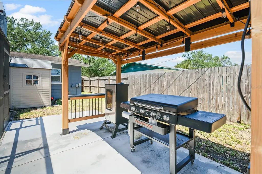 9653 Golden Grove Street Seminole FL 33772