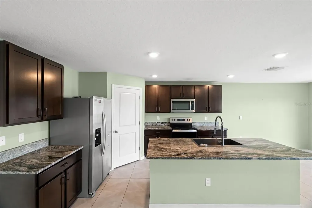 2818 Gumbo Limbo Drive Wimauma FL 33598