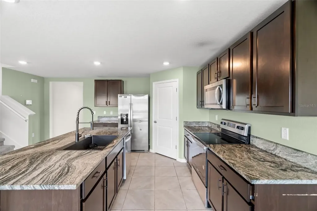 2818 Gumbo Limbo Drive Wimauma FL 33598