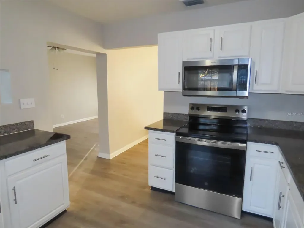 1461 S Jefferson Avenue Clearwater FL 33756