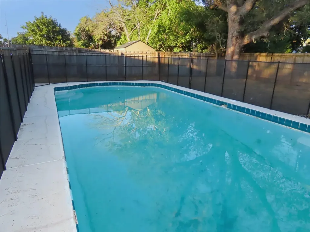 1461 S Jefferson Avenue Clearwater FL 33756
