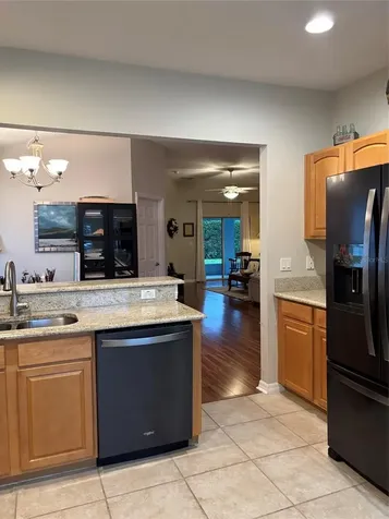 4040 Carteret Winter Haven FL 33884