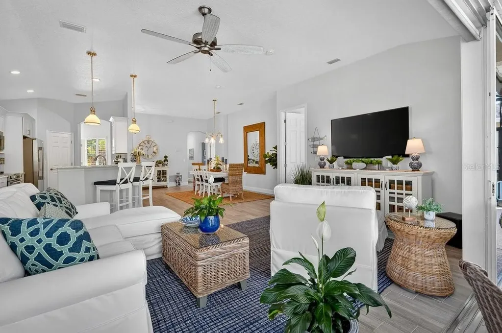 202 Catriona Drive Daytona Beach FL 32124