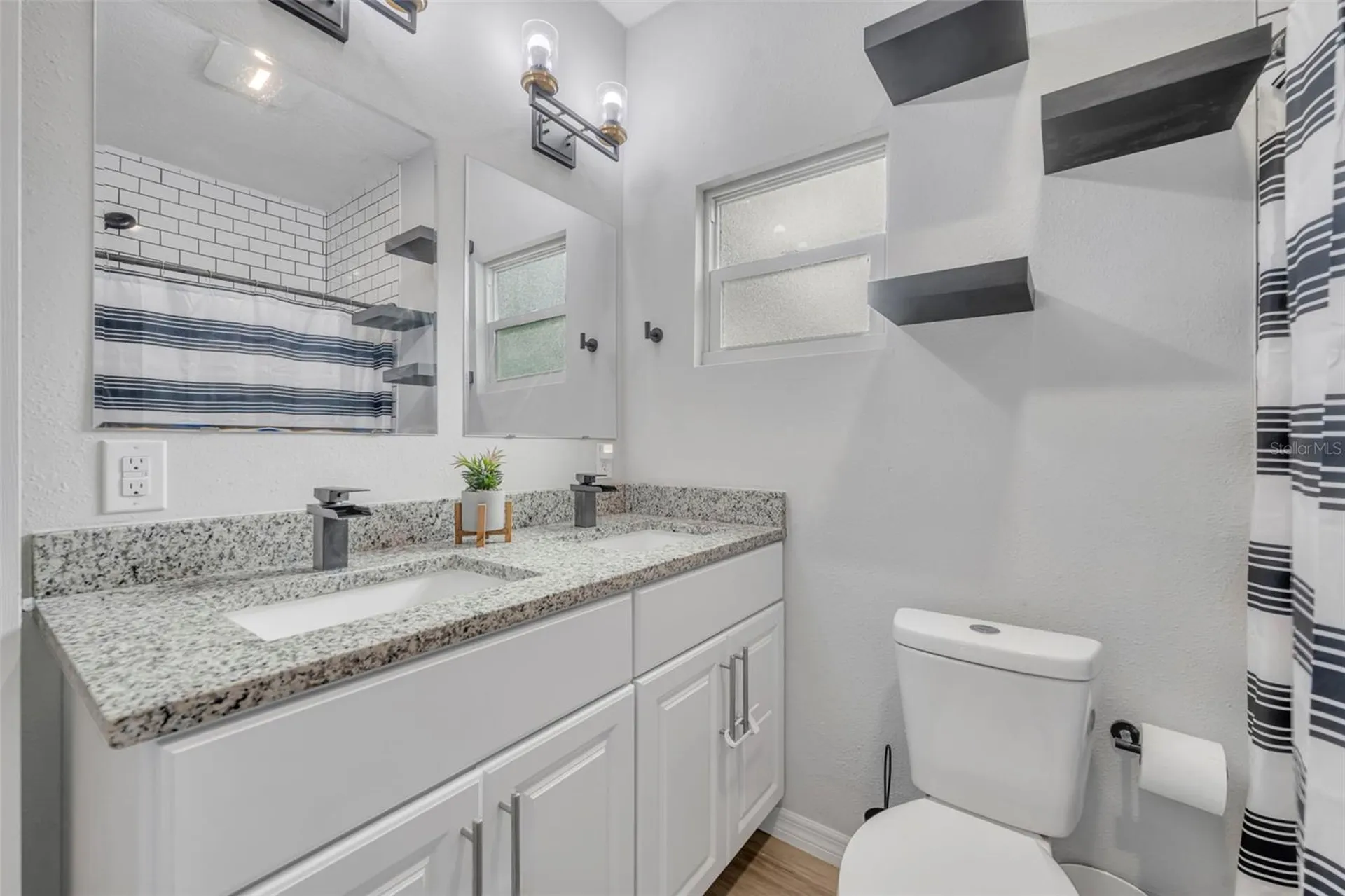 4248 Minoso Street Orlando FL 32811