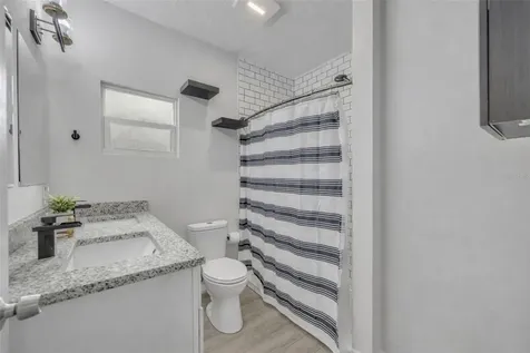 4248 Minoso Street Orlando FL 32811