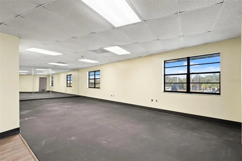 1108 Commercial Way Spring Hill FL 34606
