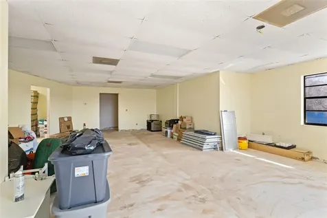 1108 Commercial Way Spring Hill FL 34606
