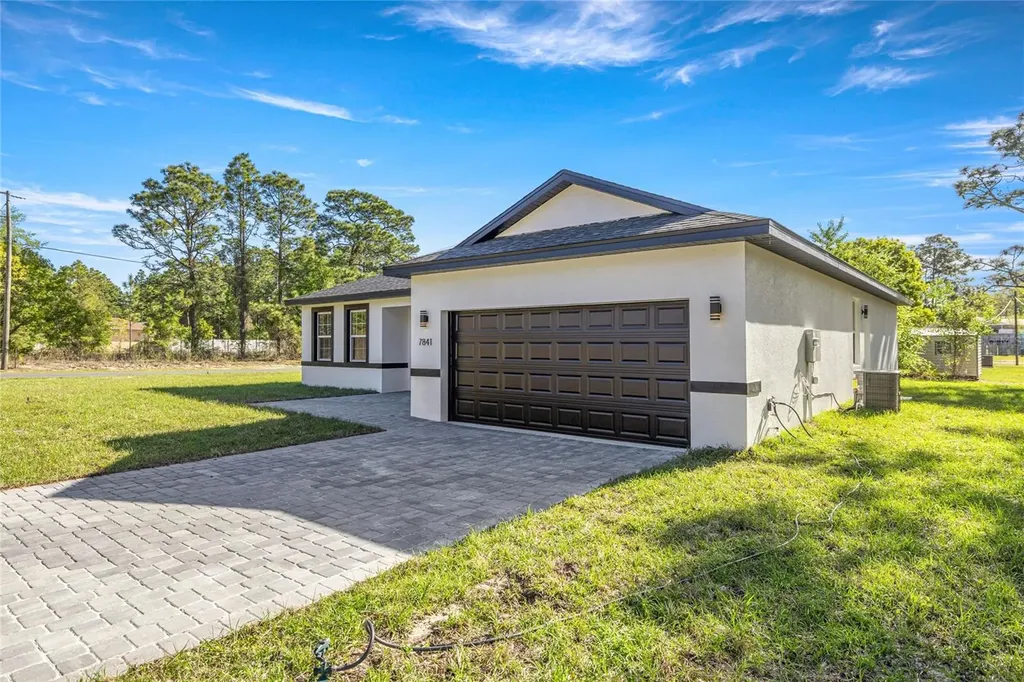 7841 N Santos Drive Citrus Springs FL 34434