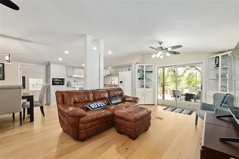 7870 SW 25th Place Bell FL 32619