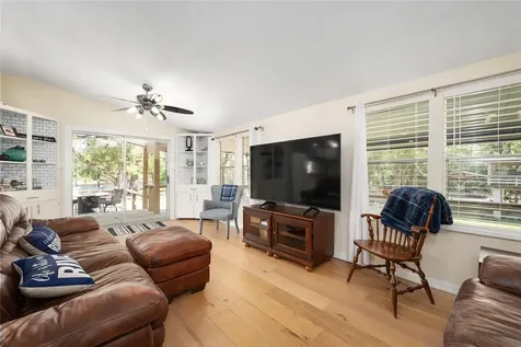 7870 SW 25th Place Bell FL 32619