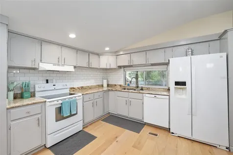7870 SW 25th Place Bell FL 32619