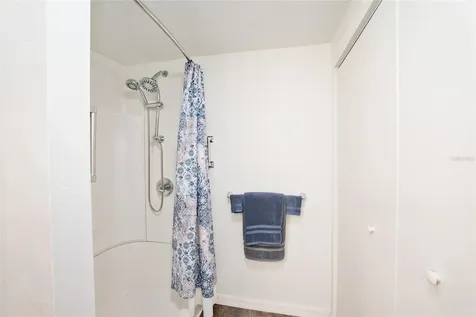 7870 SW 25th Place Bell FL 32619