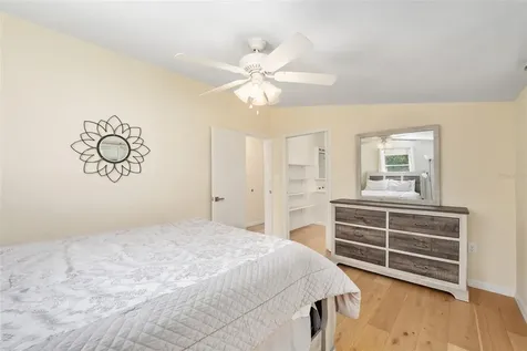 7870 SW 25th Place Bell FL 32619