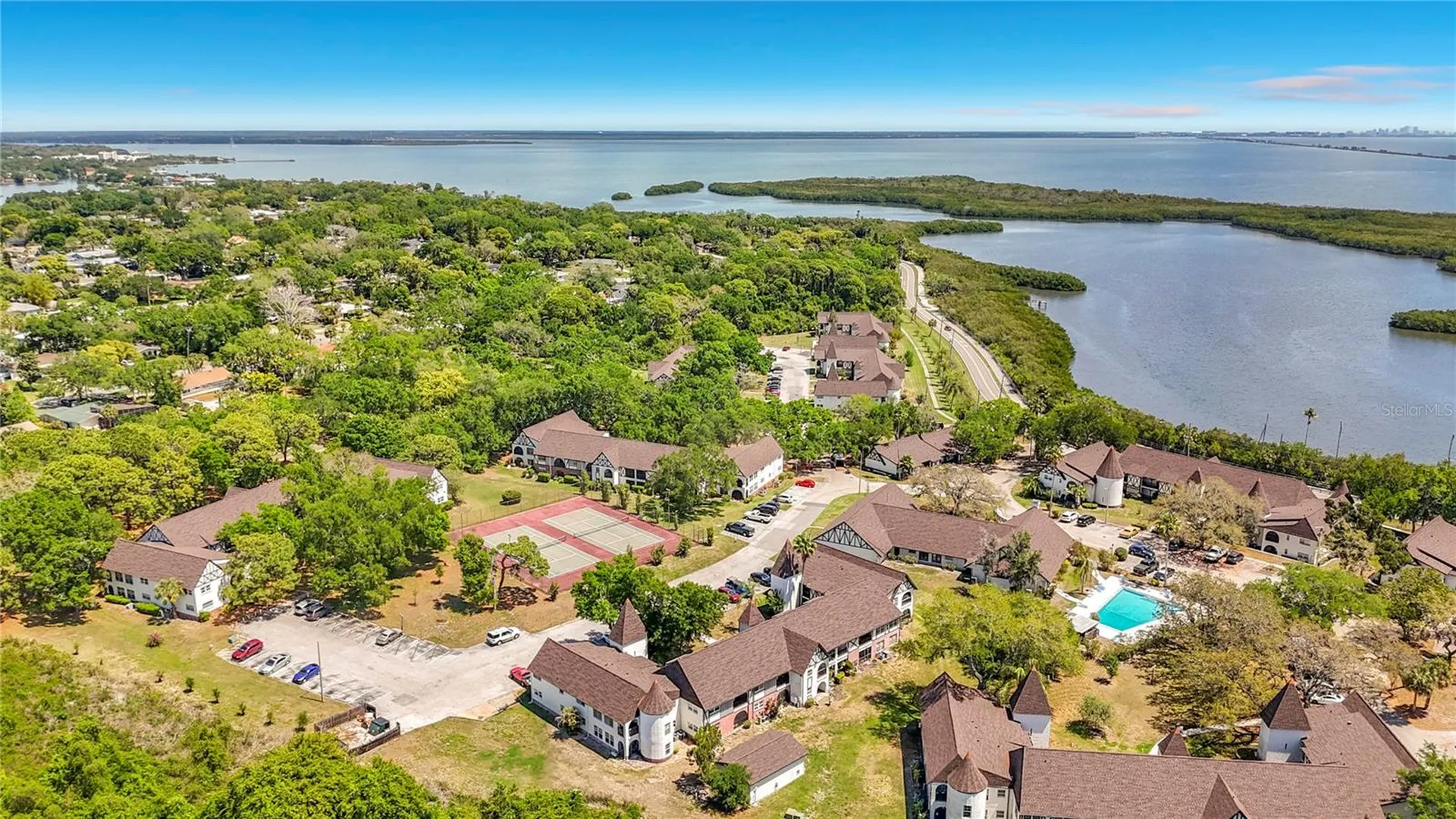360 N Bayshore Boulevard Clearwater FL 33759