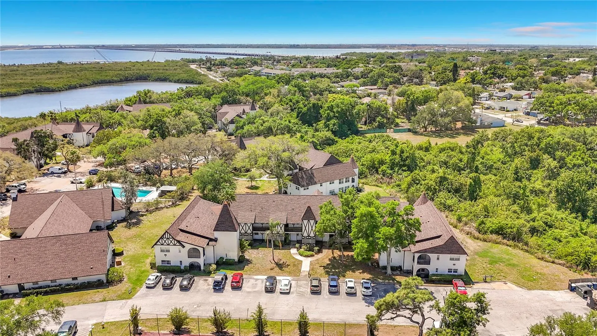 360 N Bayshore Boulevard Clearwater FL 33759