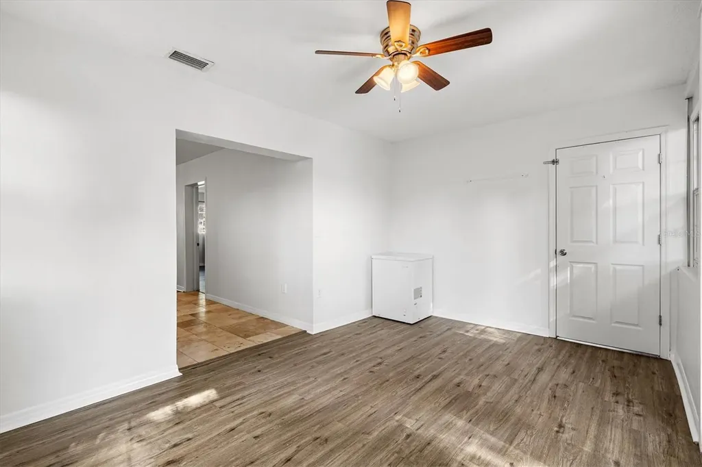 5911 Olive Avenue Sarasota FL 34231