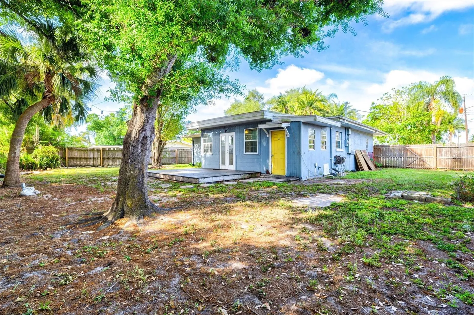 5911 Olive Avenue Sarasota FL 34231