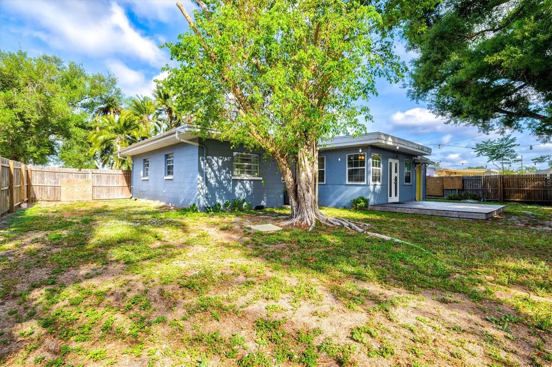 5911 Olive Avenue Sarasota FL 34231