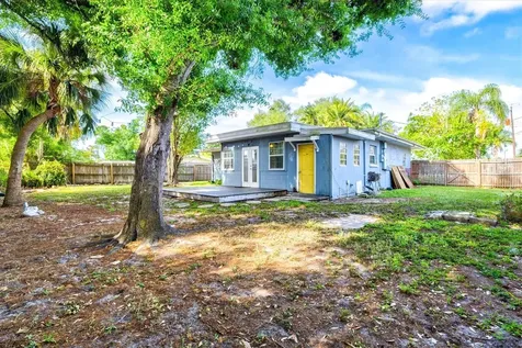 5911 Olive Avenue Sarasota FL 34231