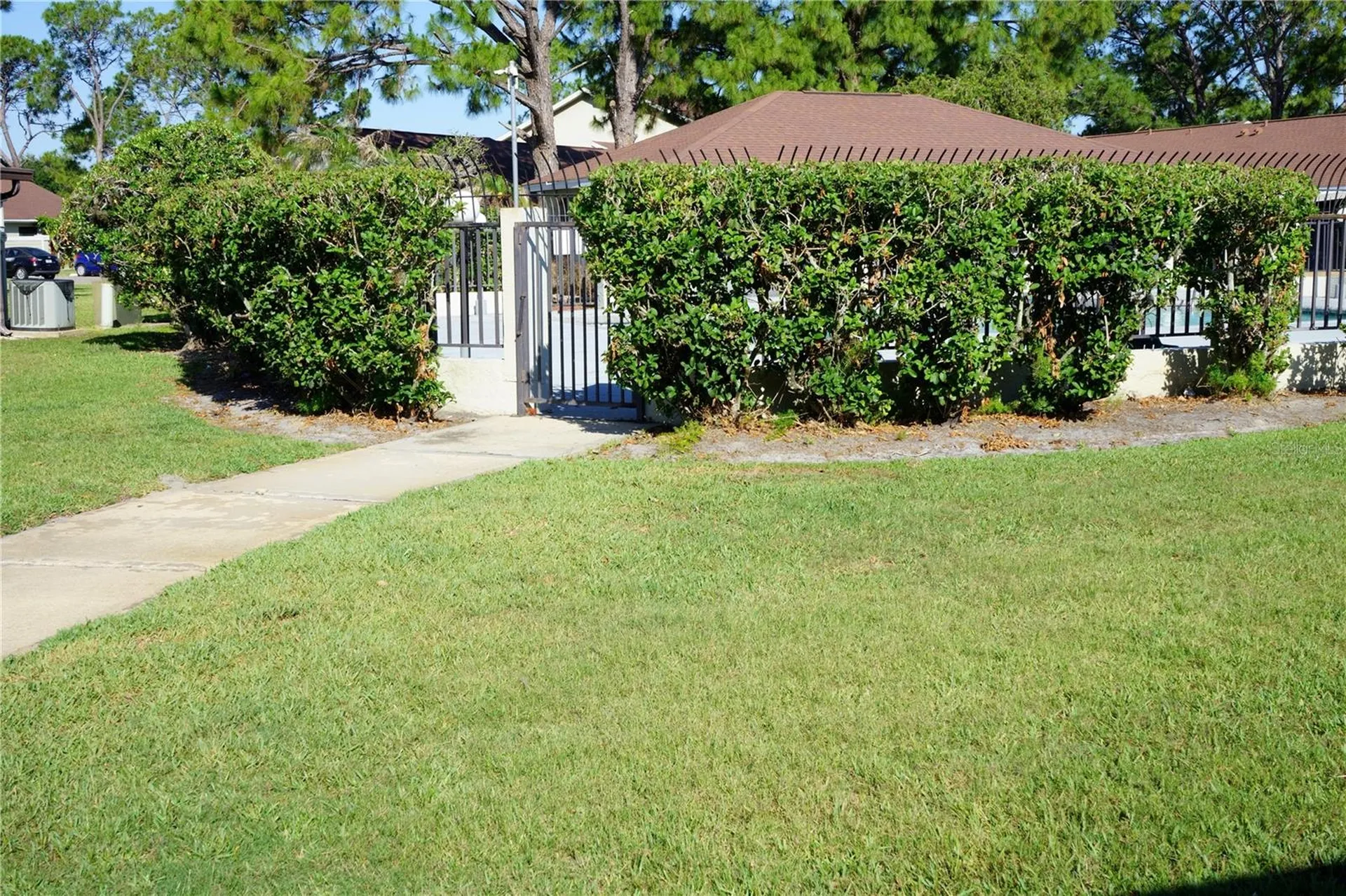 49 Pine Island Circle Kissimmee FL 34743