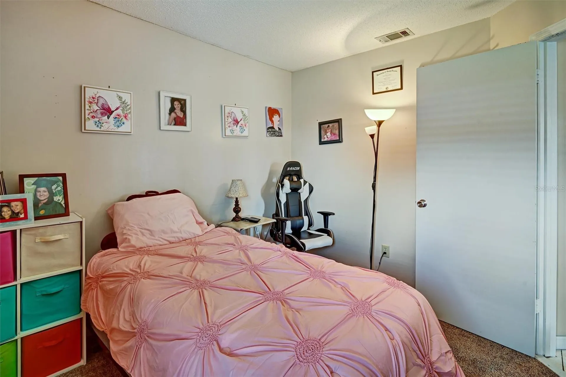 49 Pine Island Circle Kissimmee FL 34743
