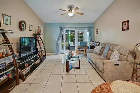49 Pine Island Circle Kissimmee FL 34743