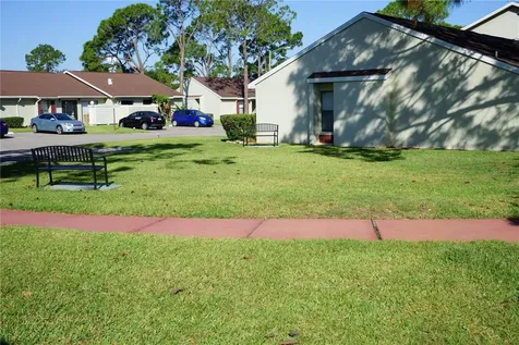 49 Pine Island Circle Kissimmee FL 34743