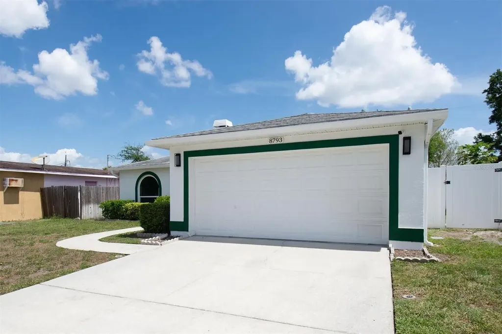 8793 58th Street N Pinellas Park FL 33782