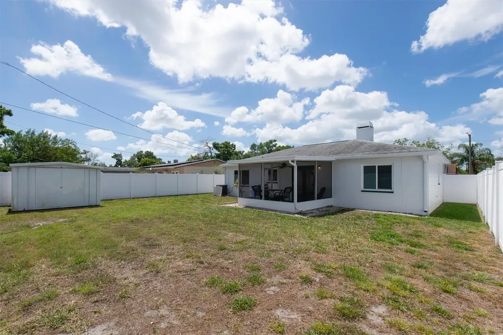 8793 58th Street N Pinellas Park FL 33782