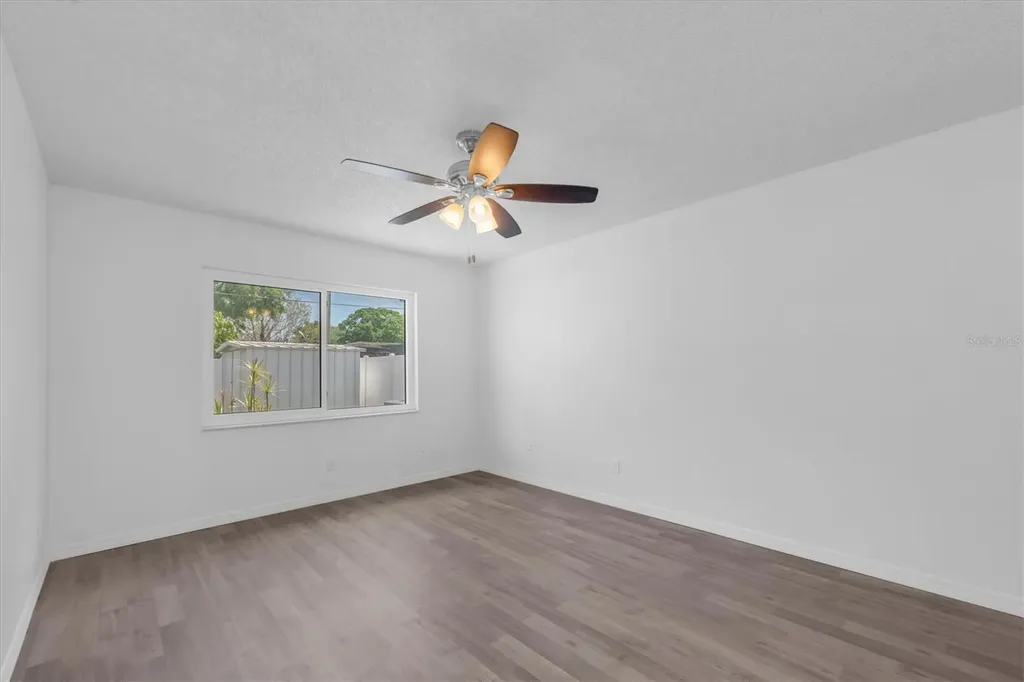 8793 58th Street N Pinellas Park FL 33782
