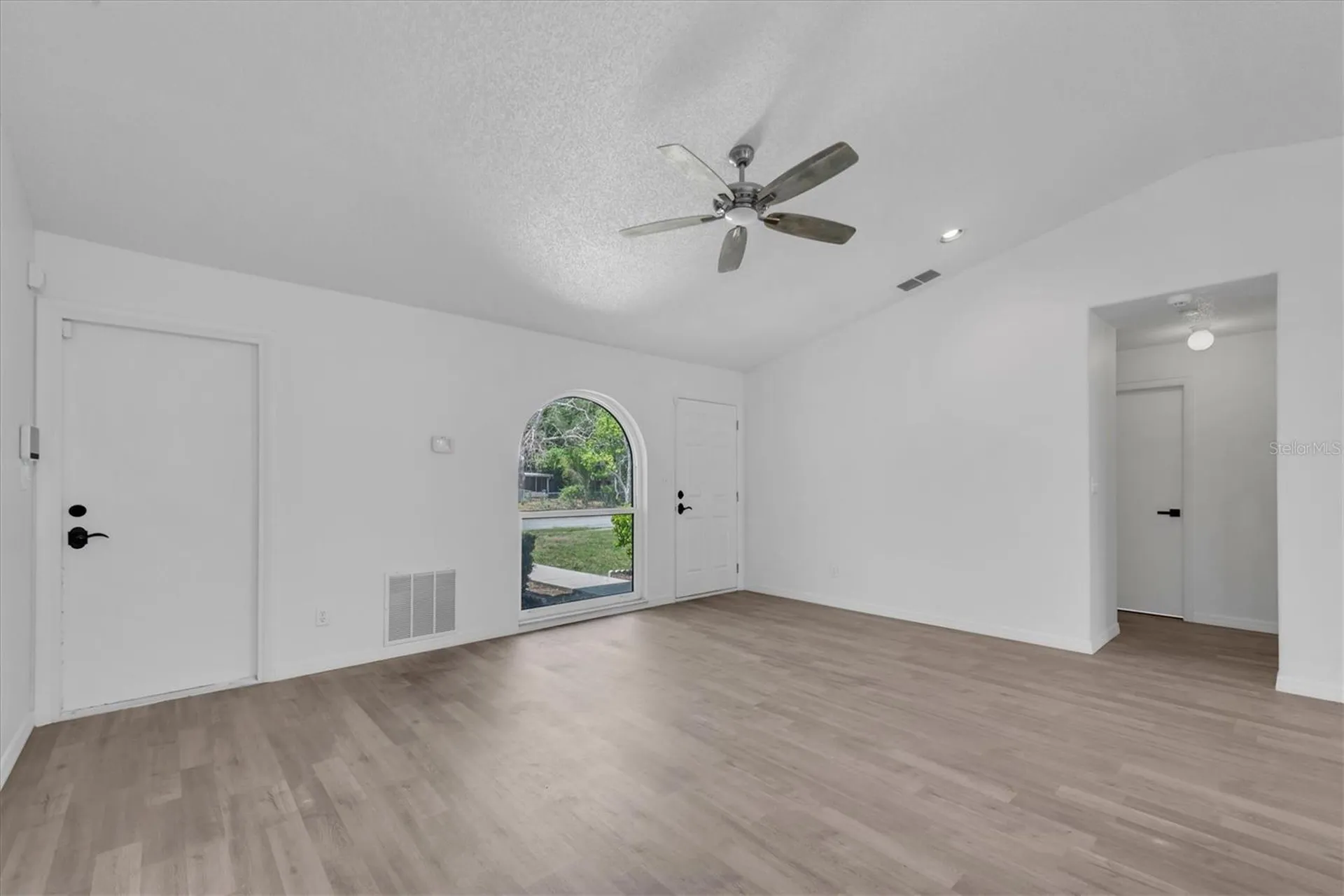 8793 58th Street N Pinellas Park FL 33782