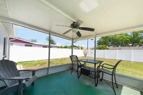 8793 58th Street N Pinellas Park FL 33782