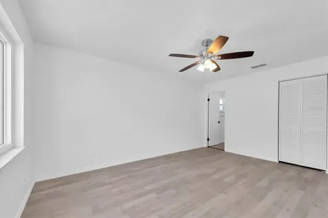 8793 58th Street N Pinellas Park FL 33782