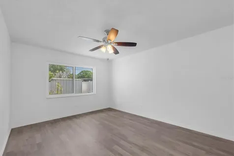 8793 58th Street N Pinellas Park FL 33782