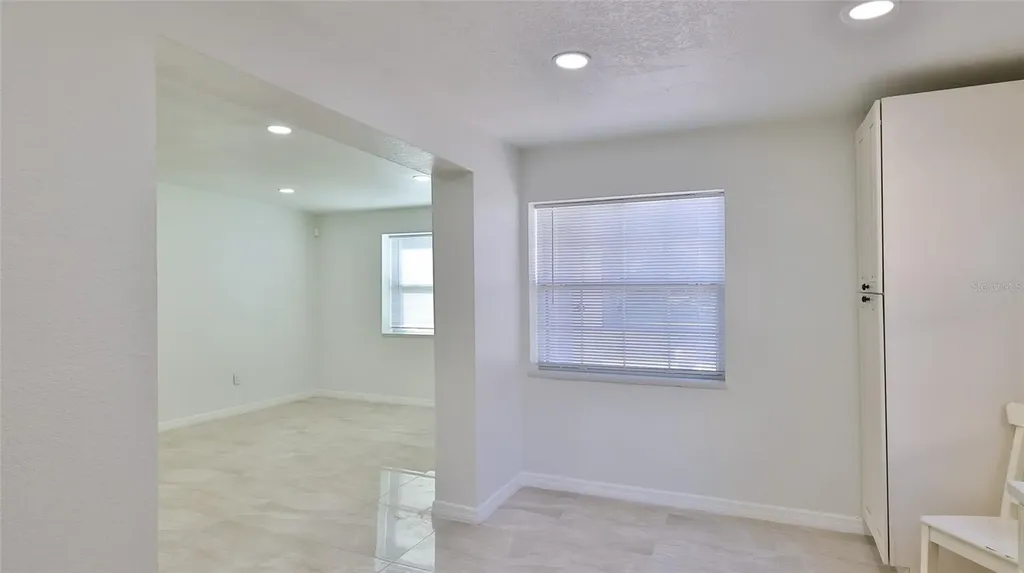 326 Hobart Avenue Daytona Beach FL 32114