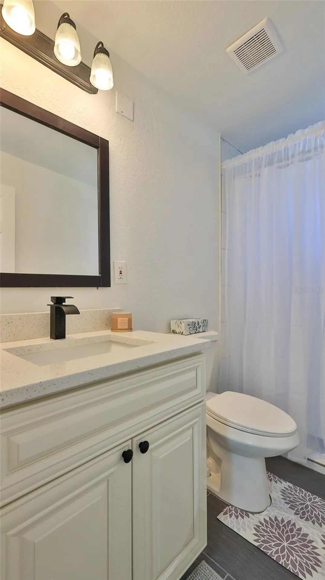 326 Hobart Avenue Daytona Beach FL 32114