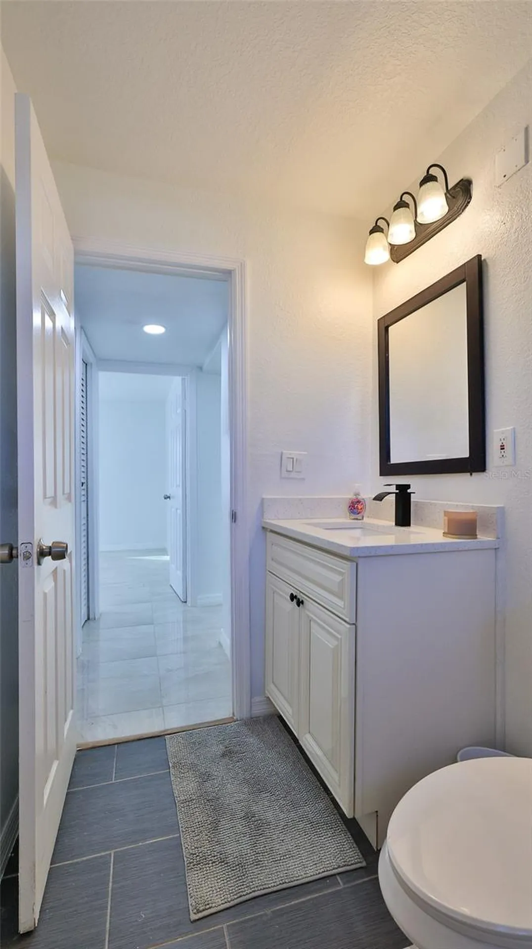 326 Hobart Avenue Daytona Beach FL 32114