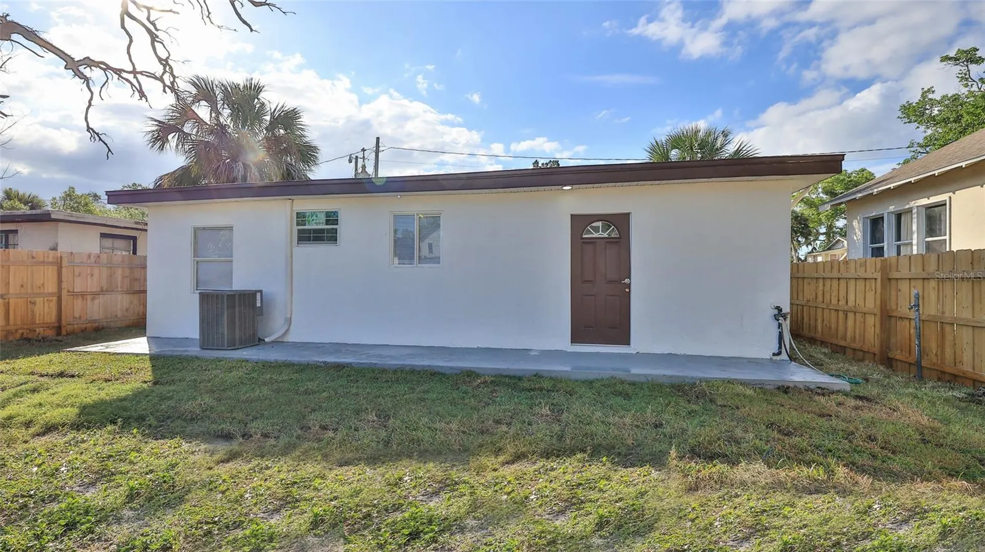 326 Hobart Avenue Daytona Beach FL 32114
