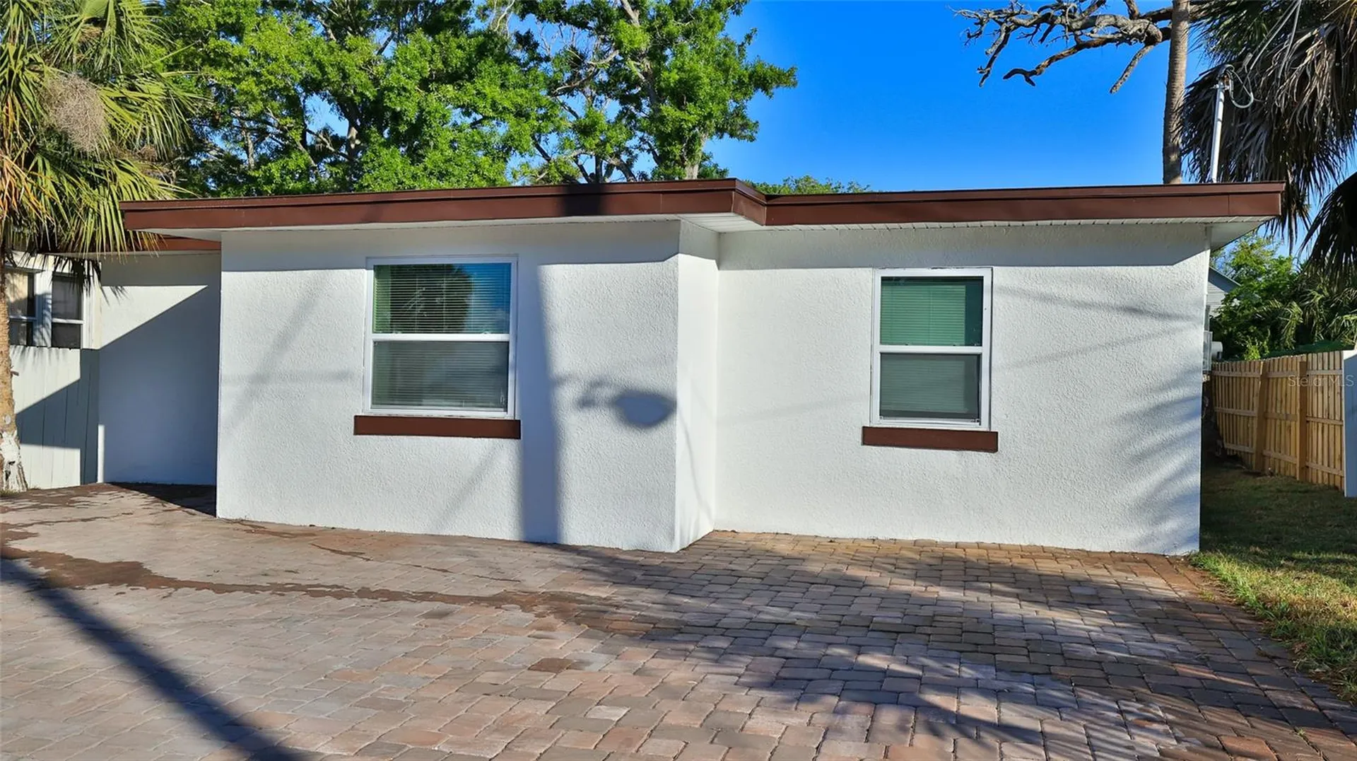 326 Hobart Avenue Daytona Beach FL 32114