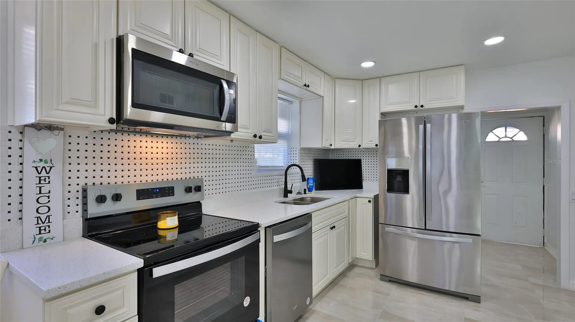326 Hobart Avenue Daytona Beach FL 32114